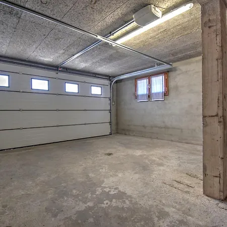 Proche Navettes - 14 Pers. - Fr-1-524-148